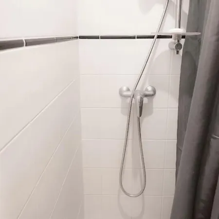 Bright And Spacious Near Montparnasse Station Apartment *